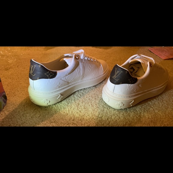 New Louis Vuitton Tennis shoes AAA, size 39 EU - Picture 6 of 11